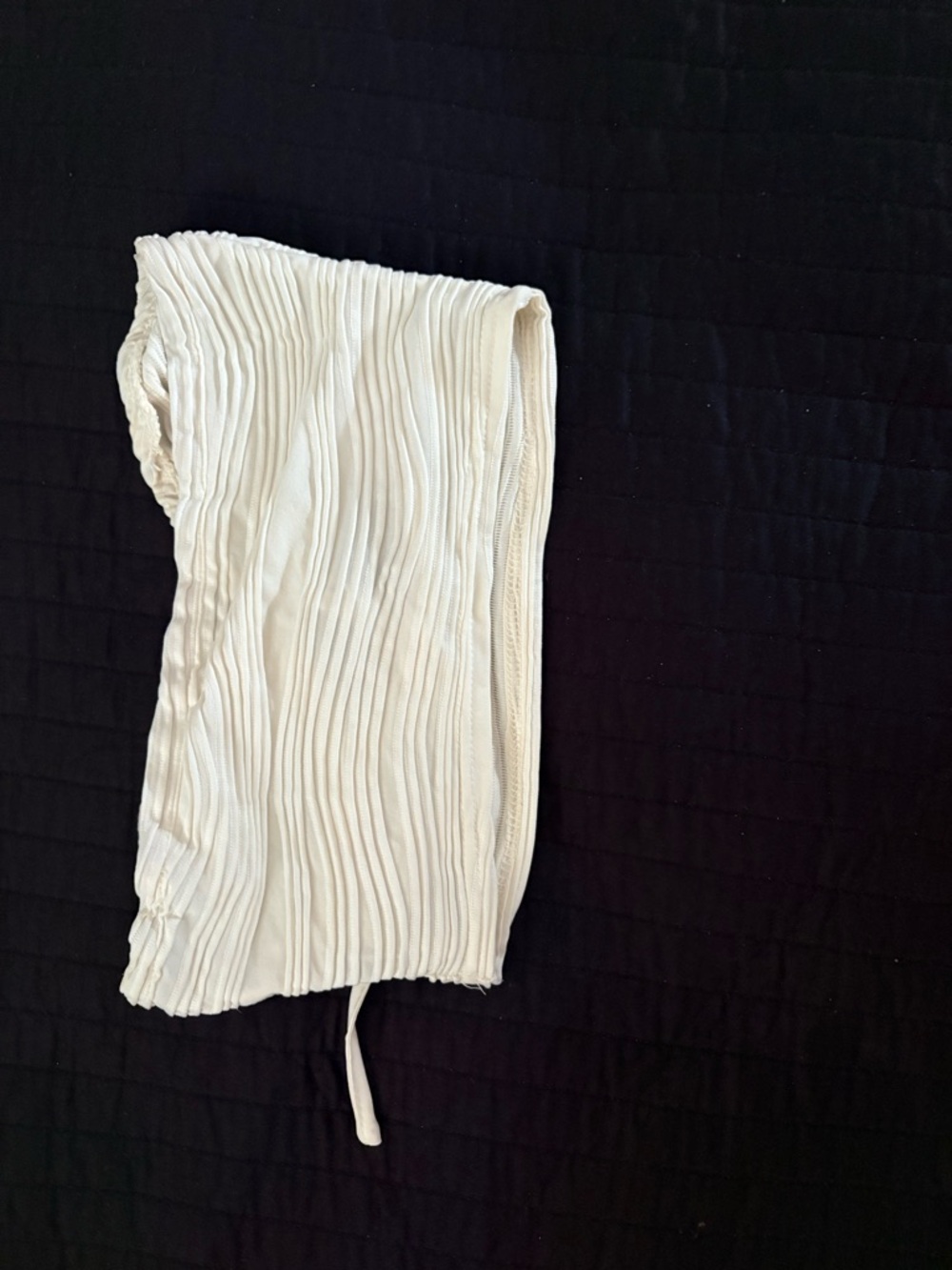 SHEIN Cream Pleated Drawstring Tube Top - Picture 2 of 3